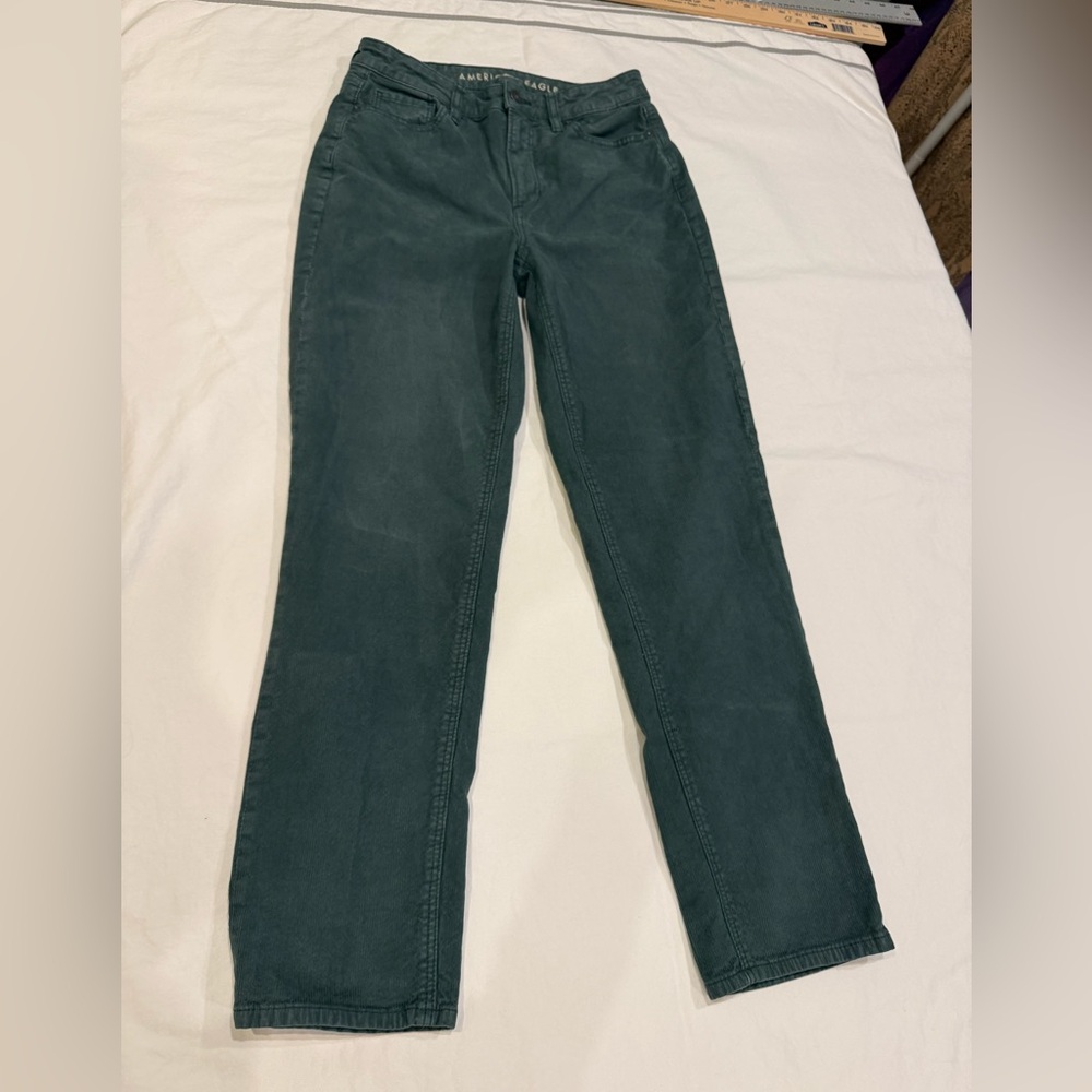 American Eagle Mom Straight Corduroy Pants Green Size 4 Stretch - Picture 3 of 11